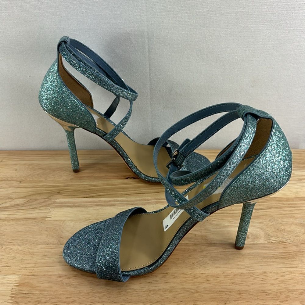 Michael Kors Astrid Stiletto Dress Heels -Two Tone Navy- Size 9M-NWOB - Picture 3 of 6